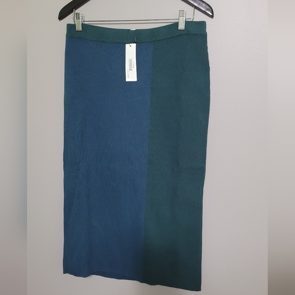 The Drop Knit Midi Skirt NWT L Sweater Color Block Fitted - Picture 4 of 8